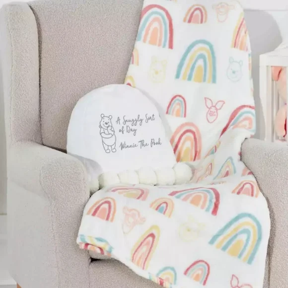 Rainbow Winnie the Pooh Pillow - Picture 6 of 10